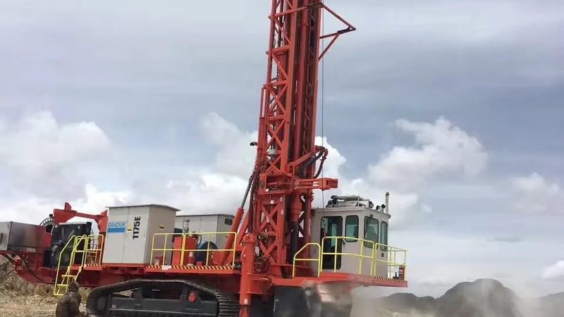 山东济宁挖掘机厂家对比区别